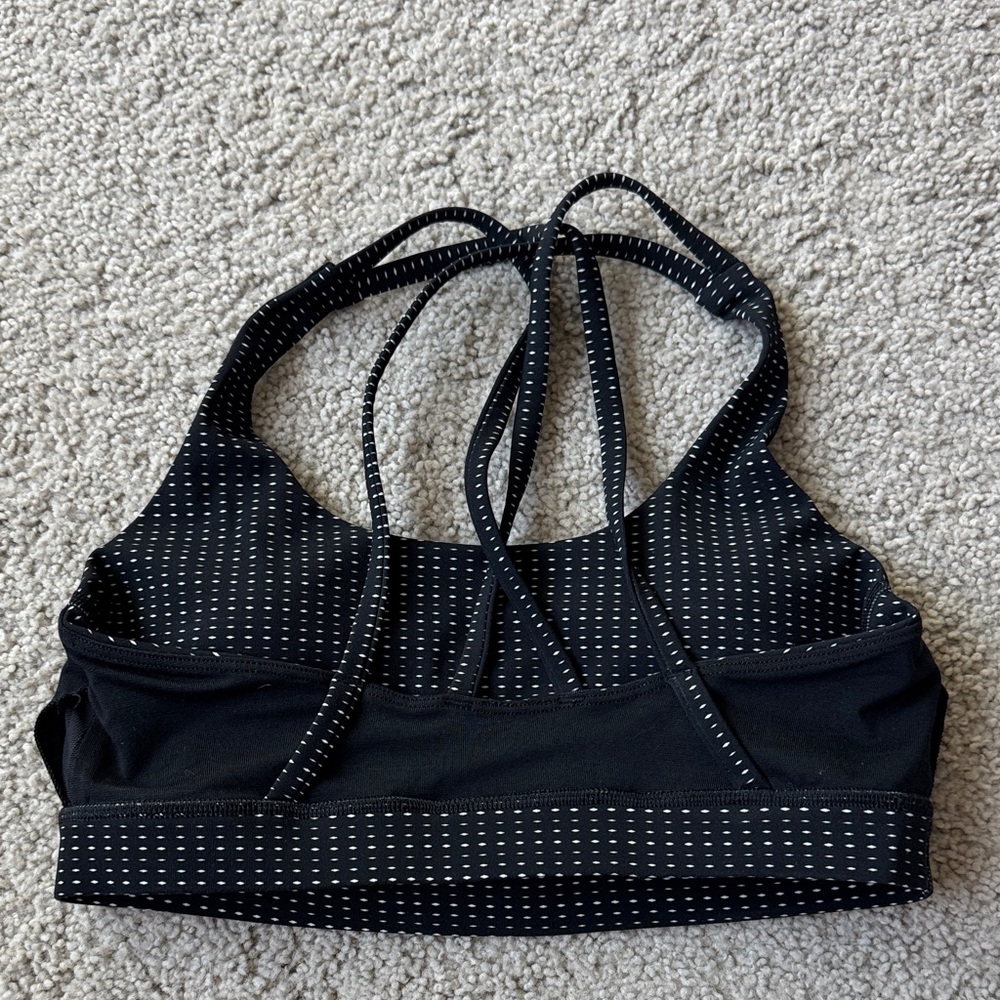 Lululemon Energy Bra in Black and White Women’s Size 6 - Picture 7 of 7